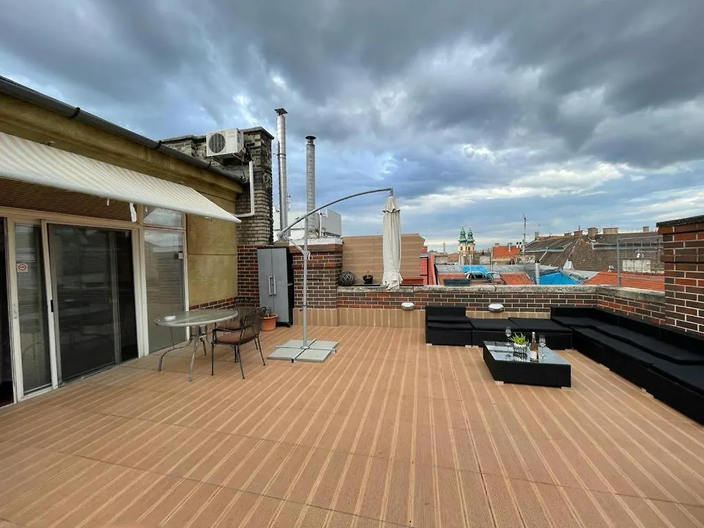 Budapest Rooftop Penthouse - Big Terrace